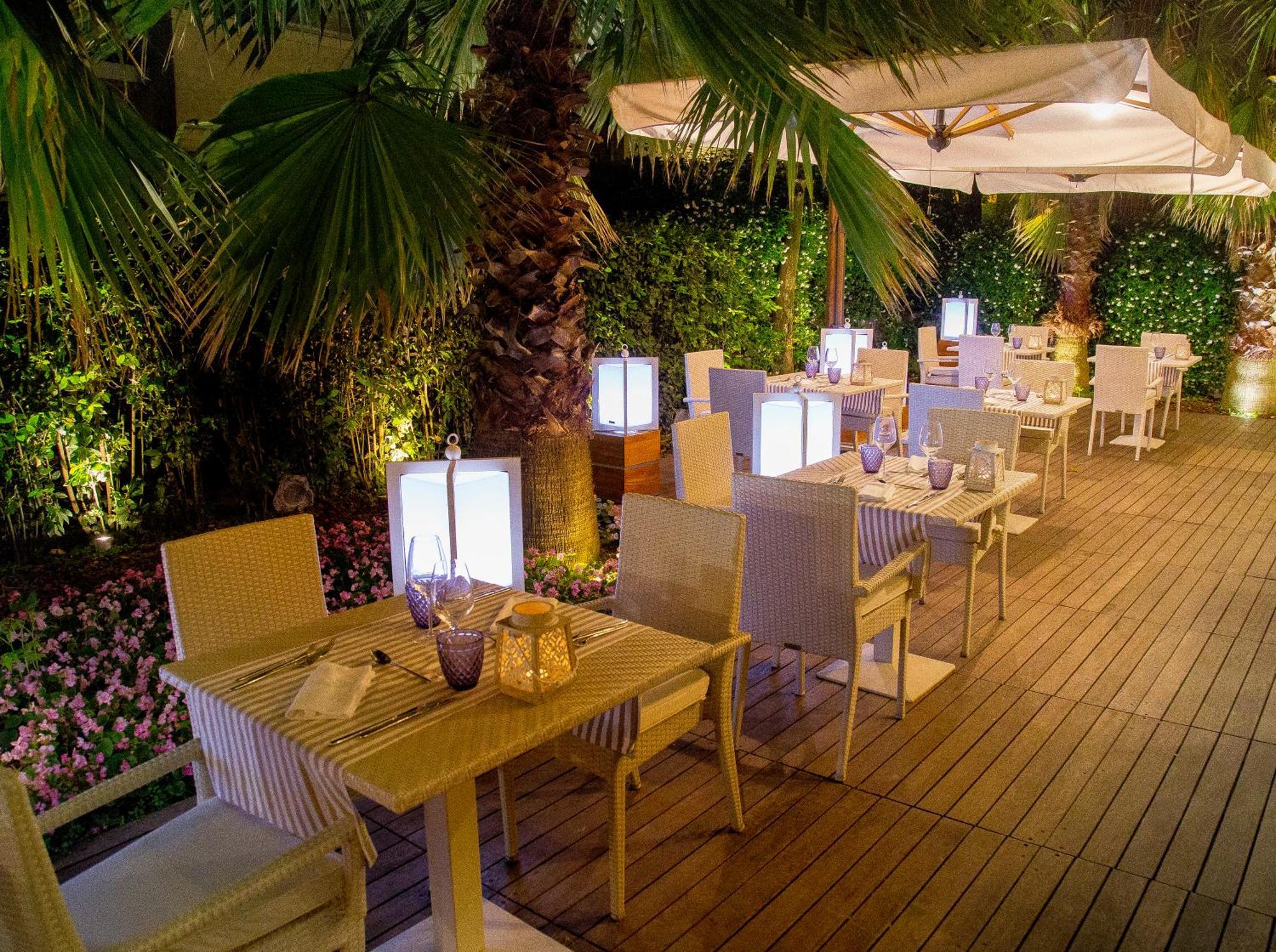 Hotel Maestrale Riccione Exteriér fotografie